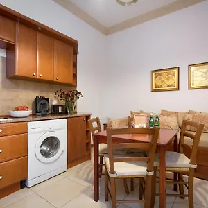 B12 - Comfort Apartemnts City Center Appartement